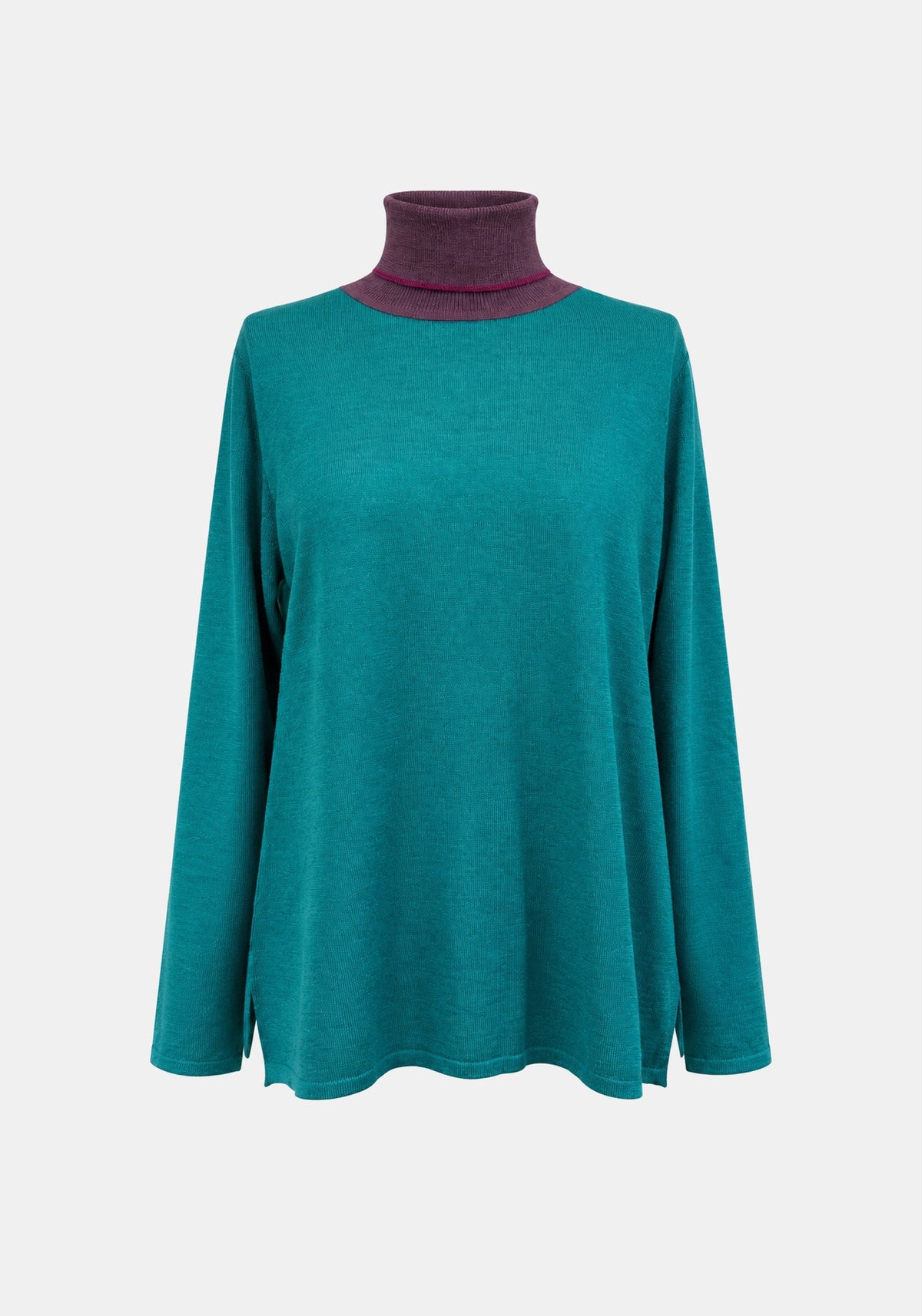 Top Key Turtle Neck – Dusty Jade, front view | Traces of Me