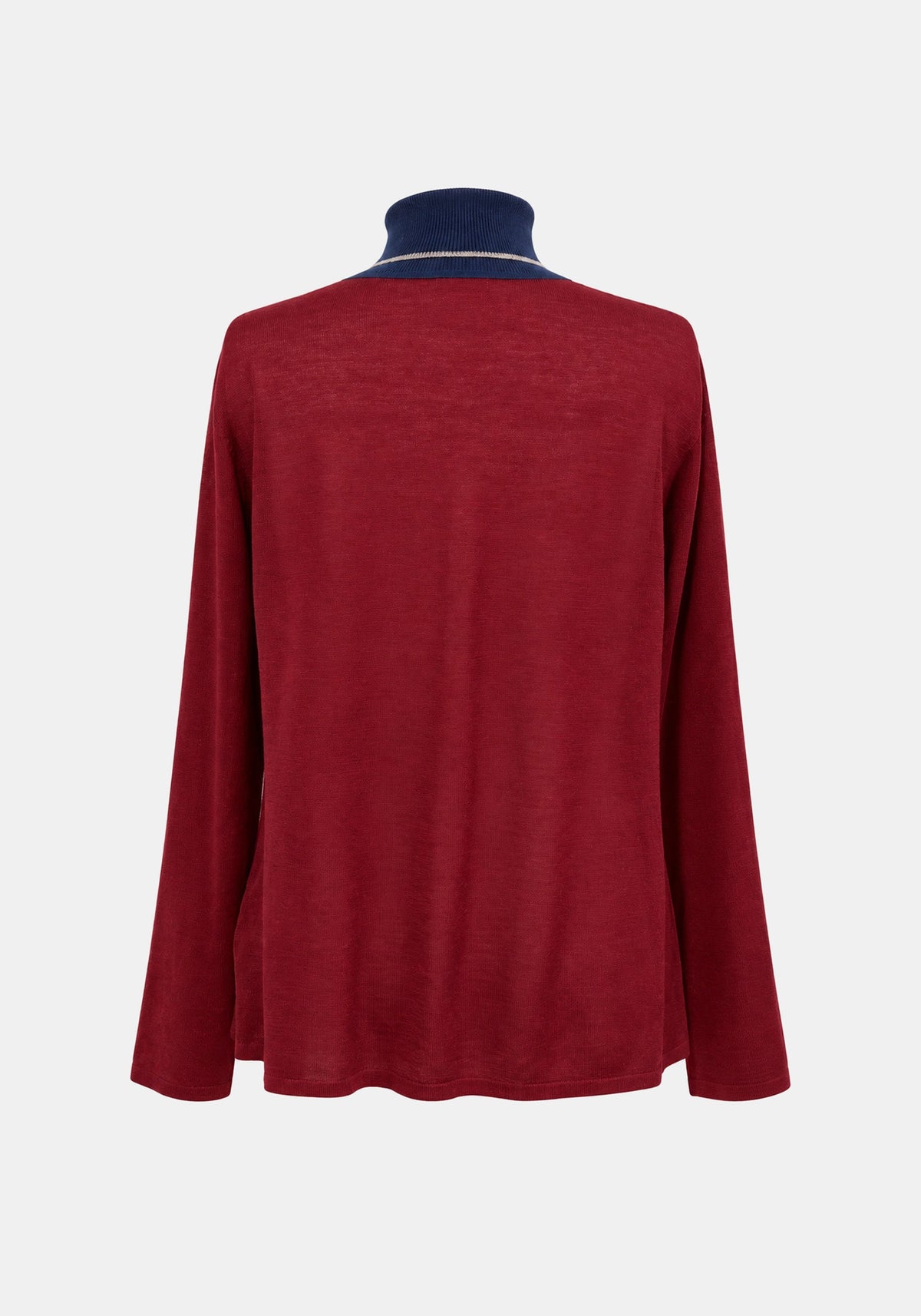 Top Key Turtle Neck – Cherry, back view | Traces of Me