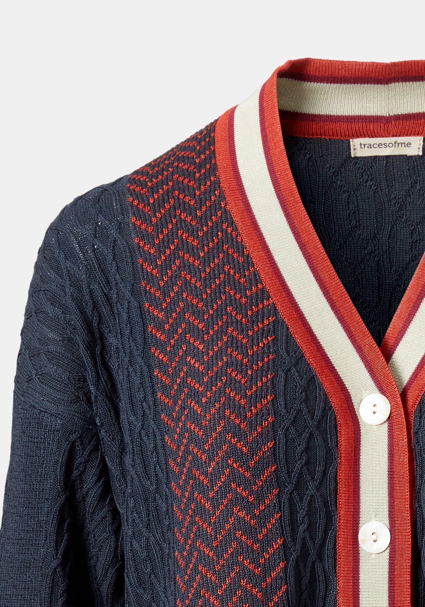 Cardigan Long Jacquard Cables - Traces of Me