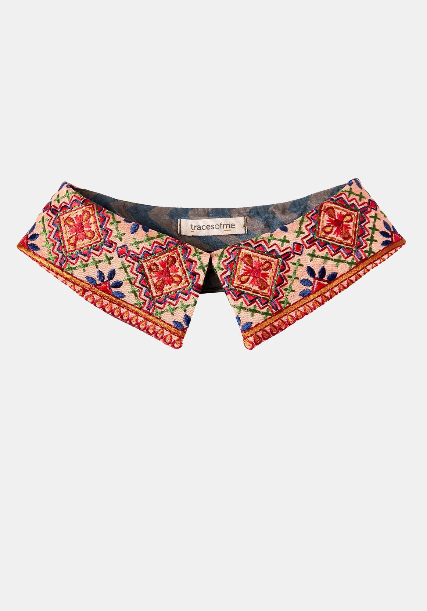 Collar Shirt Geometric embroidery - Traces of Me