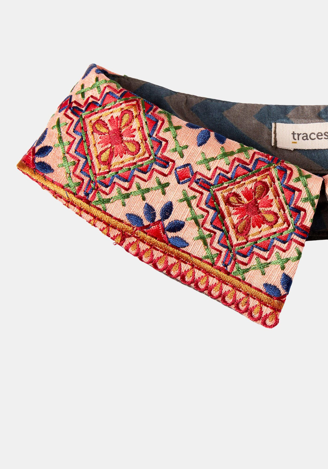 Collar Shirt Geometric embroidery - Traces of Me