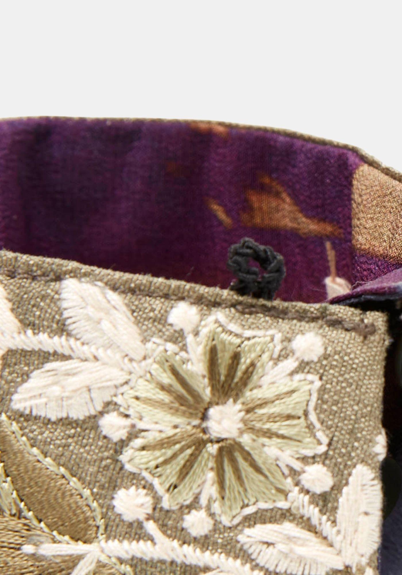 Cuffs Classic Embroidered Lace Flowers & Sequins - Traces of Me