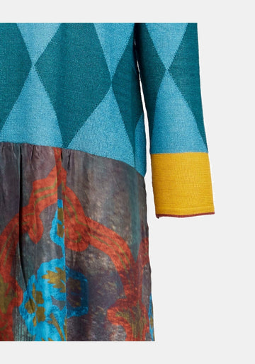 Vestido Poppy Half Neck Landscape – multicolor, mezcla de cachemira y seda, vista alternativa | Traces of Me