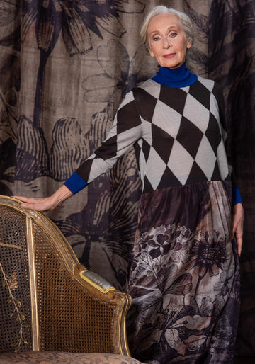 Dress Poppy Turtle Neck Flowers Nest – Natural, cashmere-silk blend, alternate view | Traces of Me