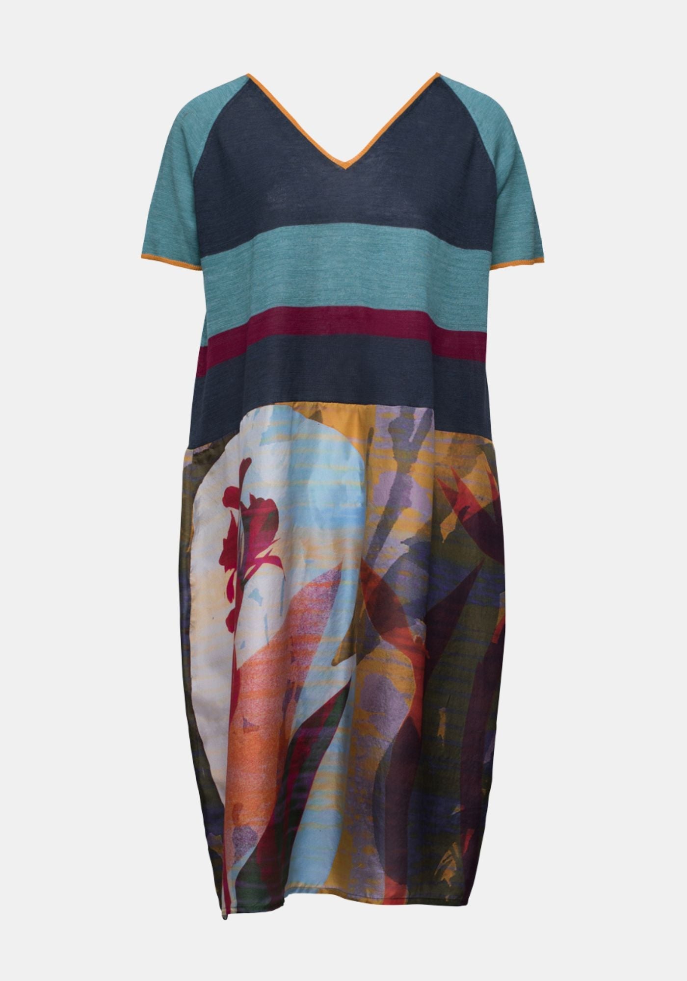 Dress Poppy V Neck Oasis - Traces of Me