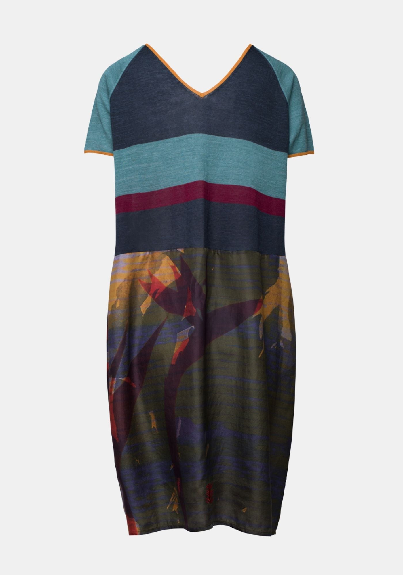 Dress Poppy V Neck Oasis - Traces of Me