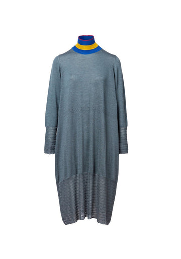 Dress Turtle Neck Moon – Graphite, cashmere-wool blend, product view | Traces of Me