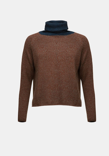Jumper Bell Long Turtle Quartz Grey – Quartz Grey / Cinnamon, yak wool, product view | Traces of Me