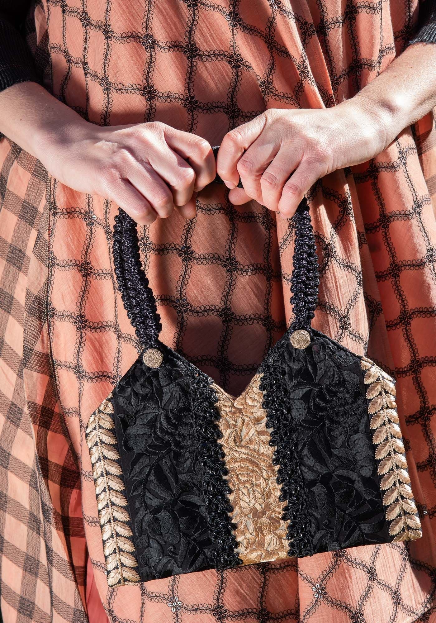 Purse Flowers Lace Black - Traces of Me