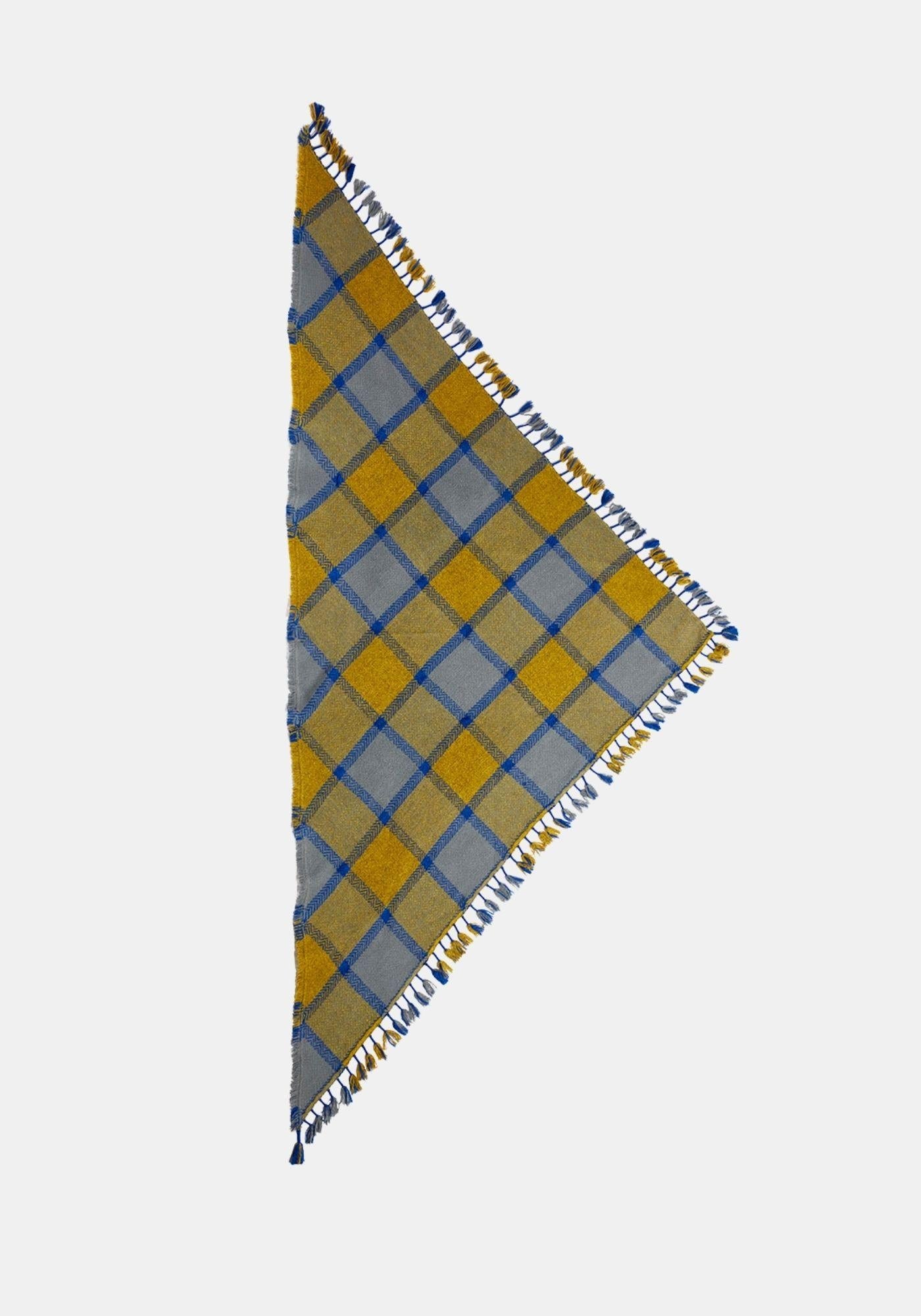 Scarf Triangle Tartan - Traces of Me