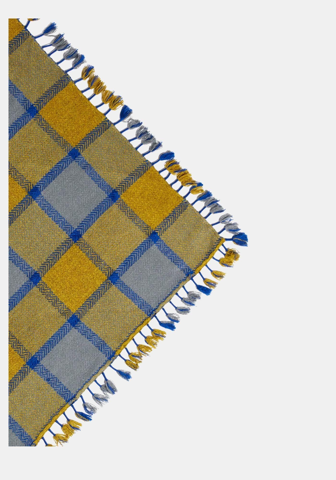 Scarf Triangle Tartan - Traces of Me