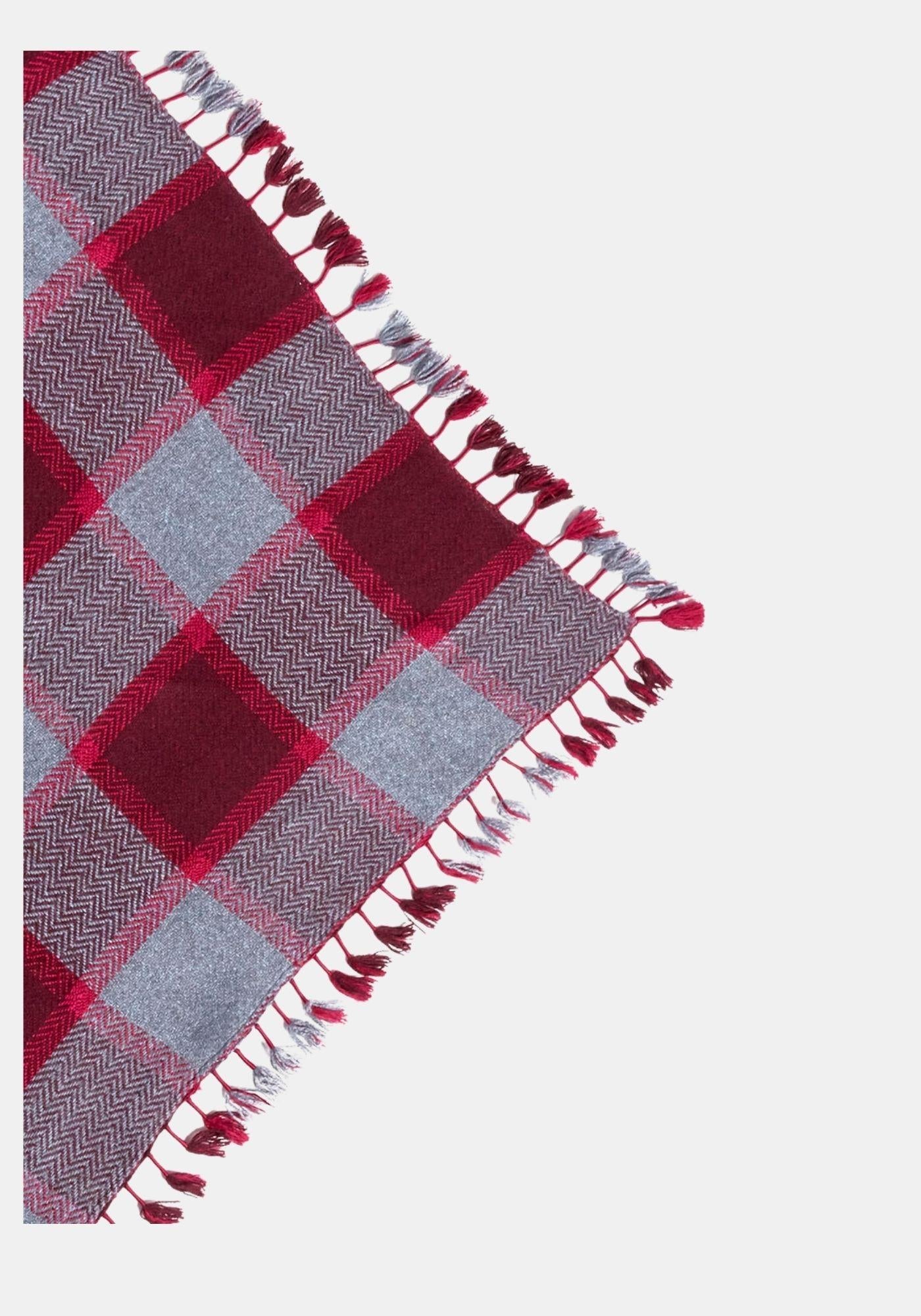 Scarf Triangle Tartan - Traces of Me