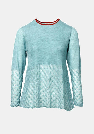 Top Key Round Neck Lace Frill Celeste – caxemira-lã blend, vista de produto | Traces of Me