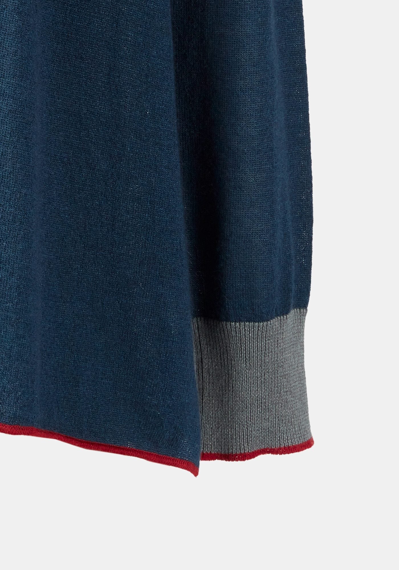 Top Key Round Neck Navy - Traces of Me