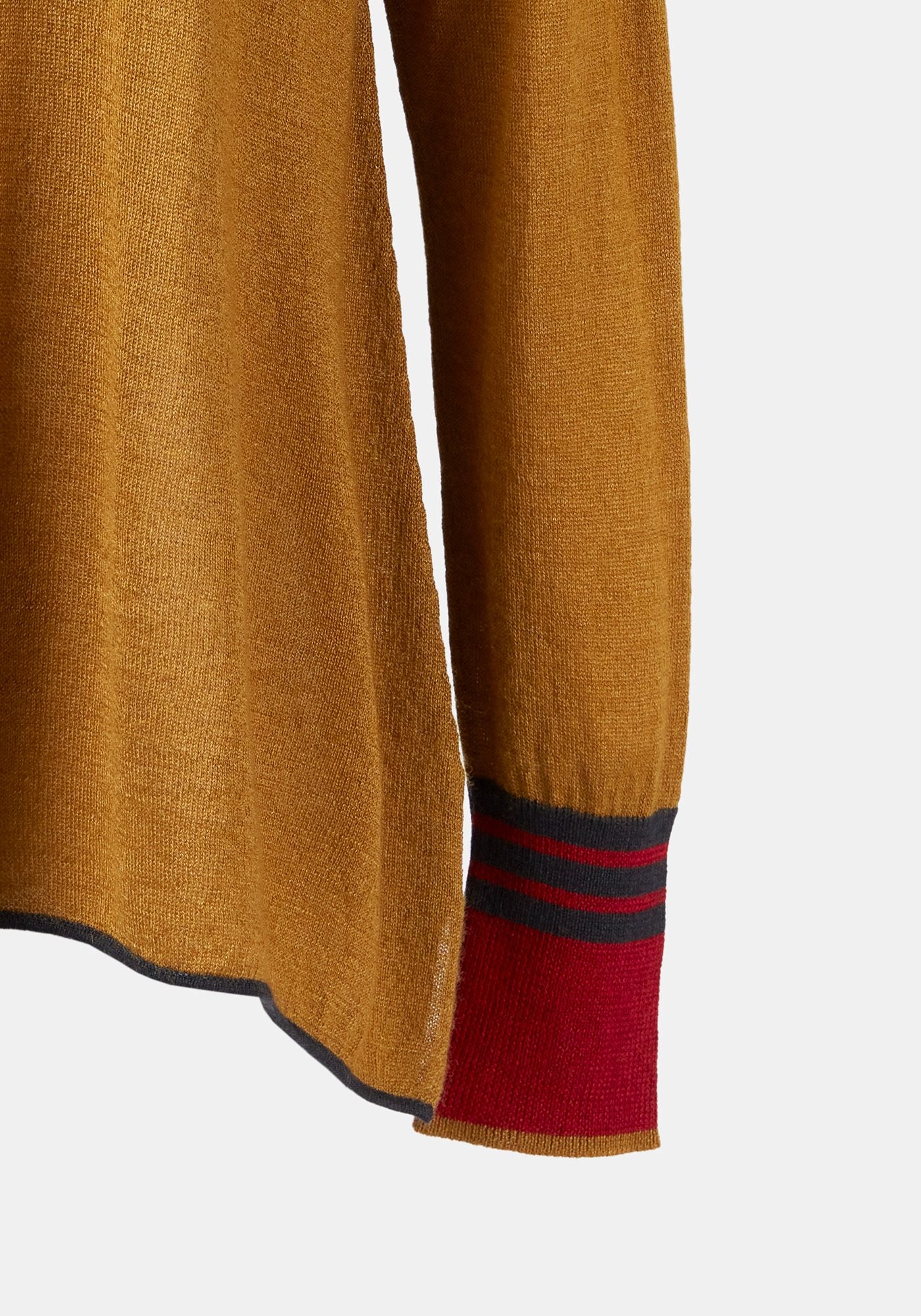 Top Key Turtle Neck Cumin - Traces of Me