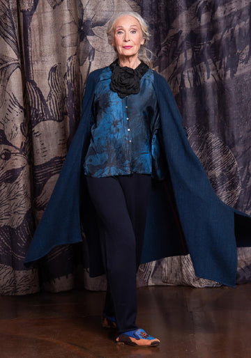 Trousers Oriental Dark Night – silk, alternate view | Traces of Me