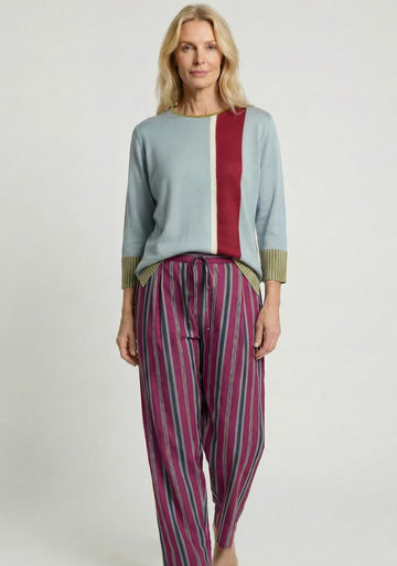 Calças Peter Stripes Mood – Beet Red, seda, vista alternativa | Traces of Me