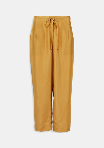 Trousers Still - Traces of Me