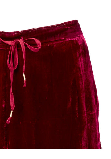 Trousers Still Velvet Mood – Cherry, silk-viscose blend, alternate view | Traces of Me