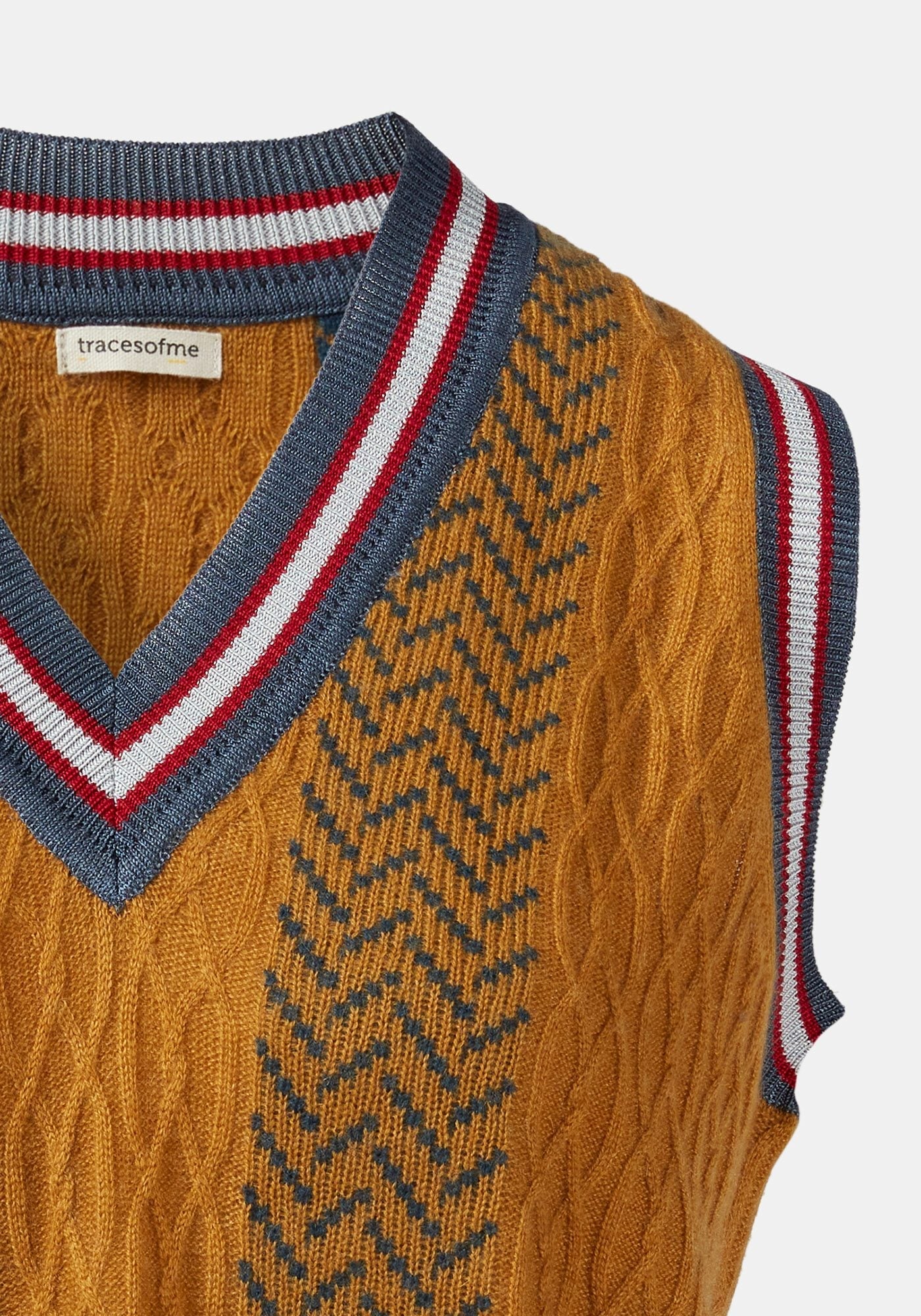 Vest Tender Jacquard Cable Amber - Traces of Me