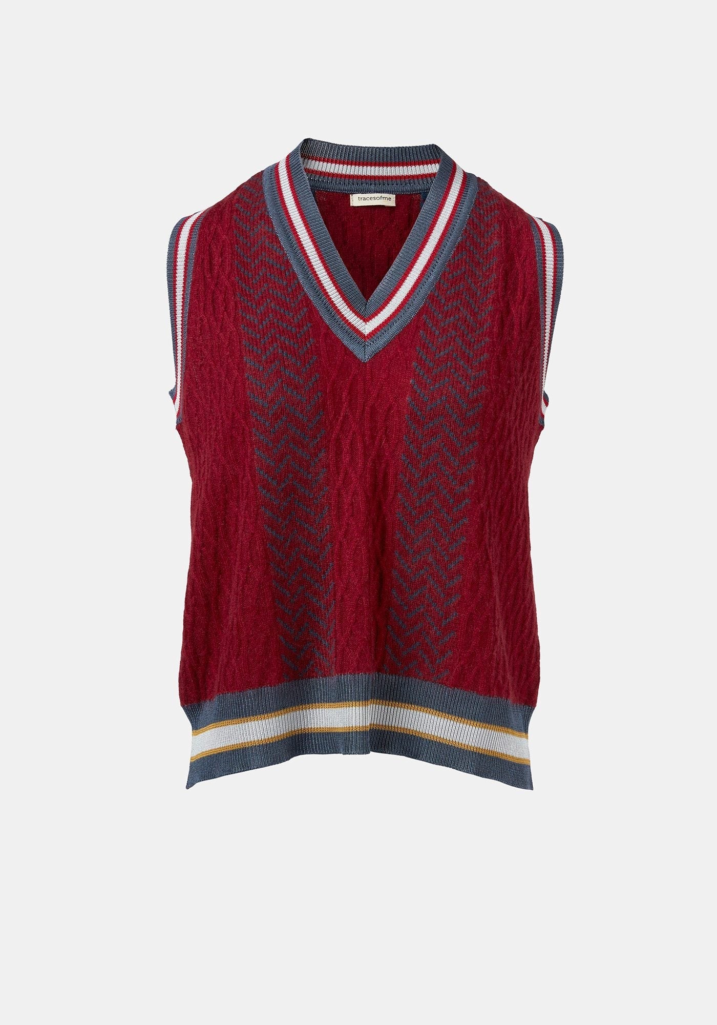 Vest Tender Jacquard Cable Cherry - Traces of Me